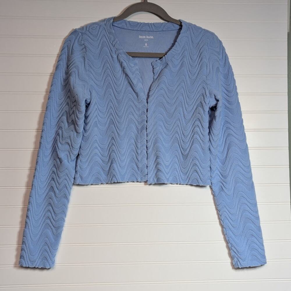 Hollister Social Tourist small Baby Blue cropped fit cardigan wavy swirl texture